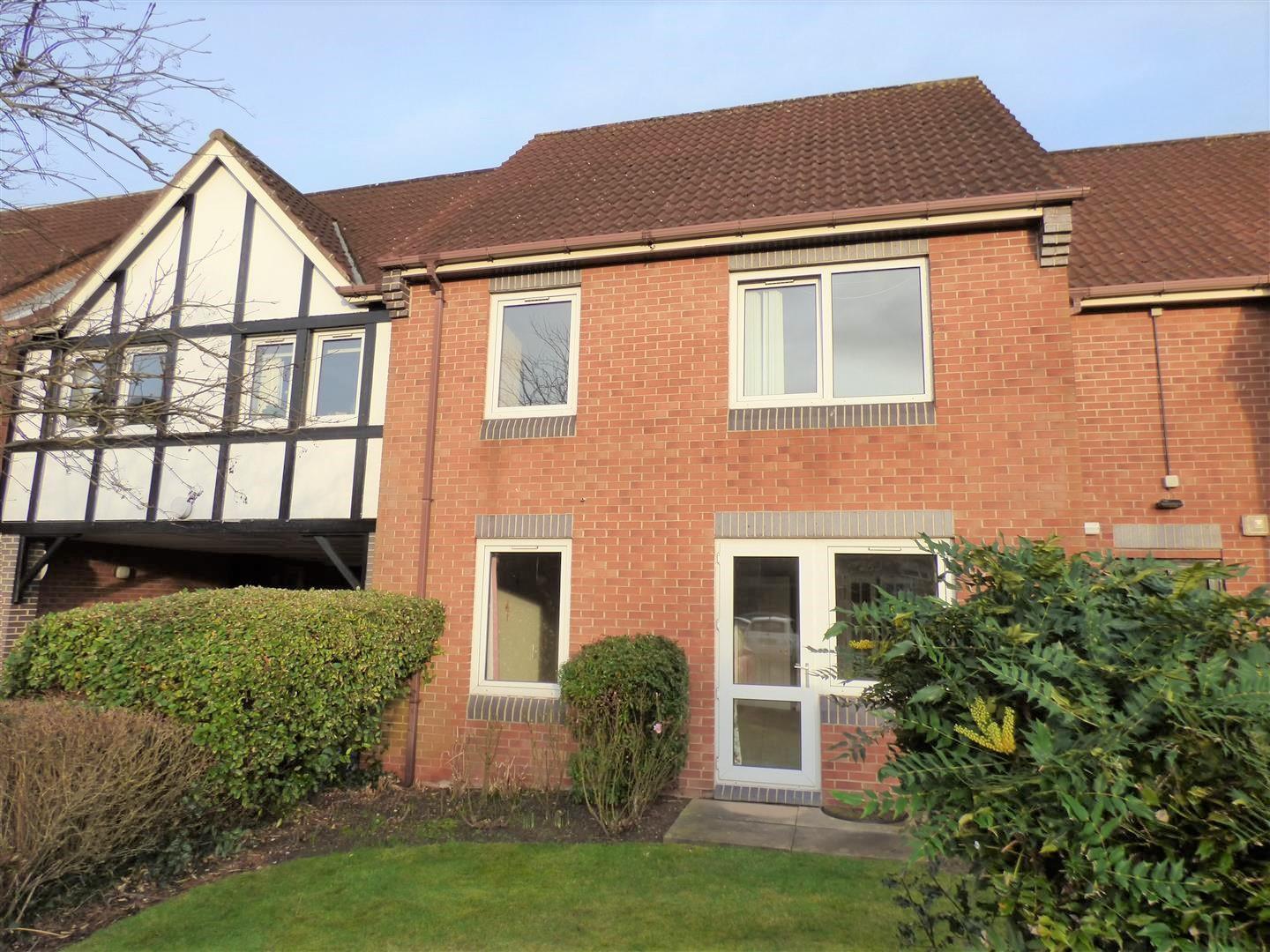 Flat Haldenby Court, West End, Swanland